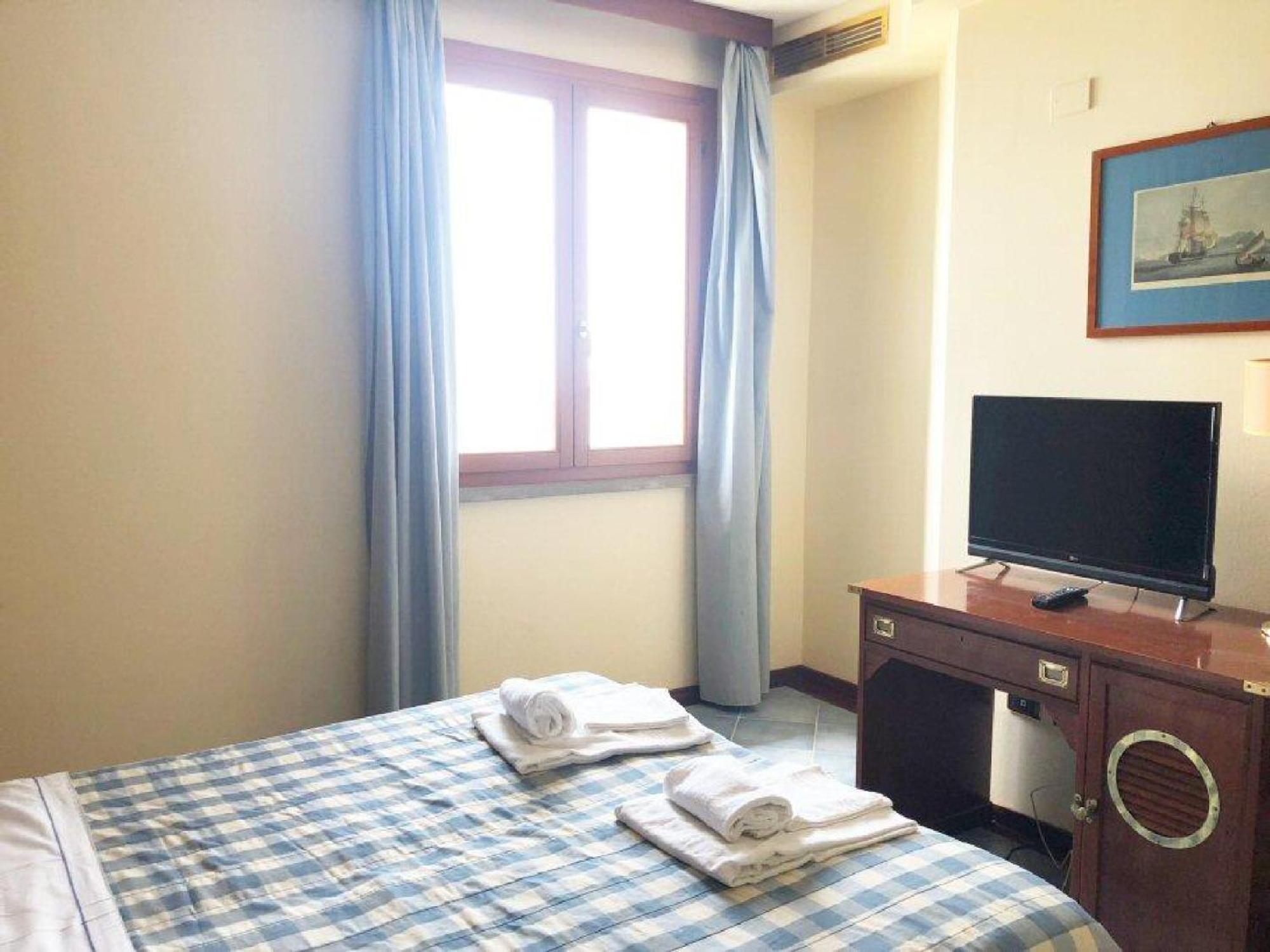 Zi Maria Hotel Marina di Cecina Luaran gambar